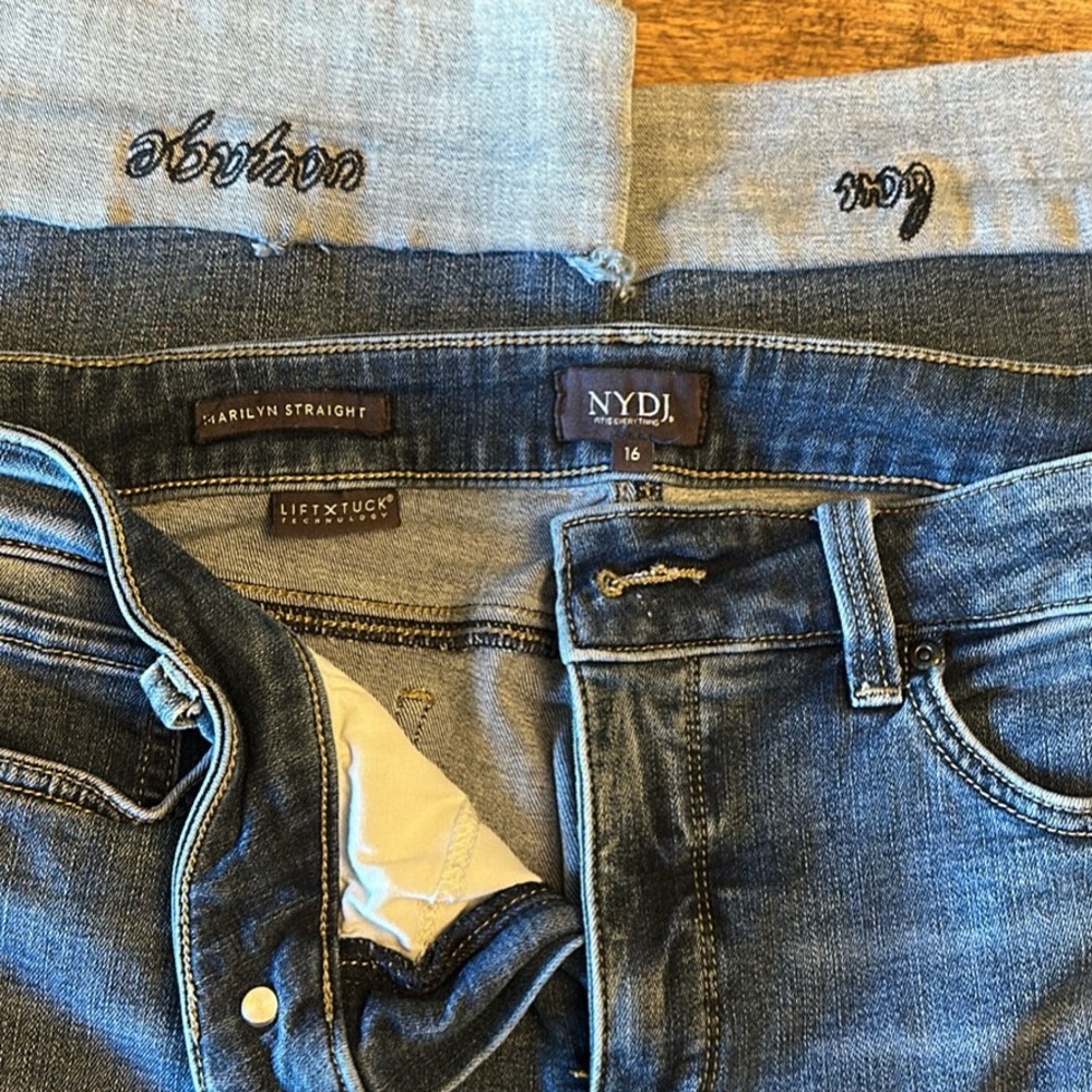 NYDJ Embroidered Jeans SZ 16